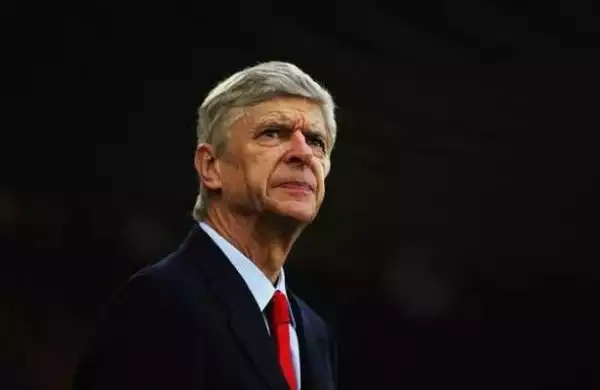 Wenger holds further talks over new Arsenal contract
